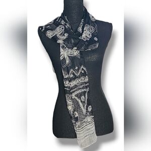 Black/White Scarf
